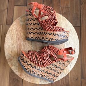 Mossimo Supply Co. Aztec Woven Platform Sandals sz: 7.5